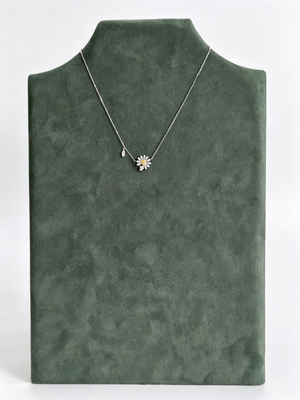 Yellow Moissanite Daisy Necklace in S925 Sterling Silver