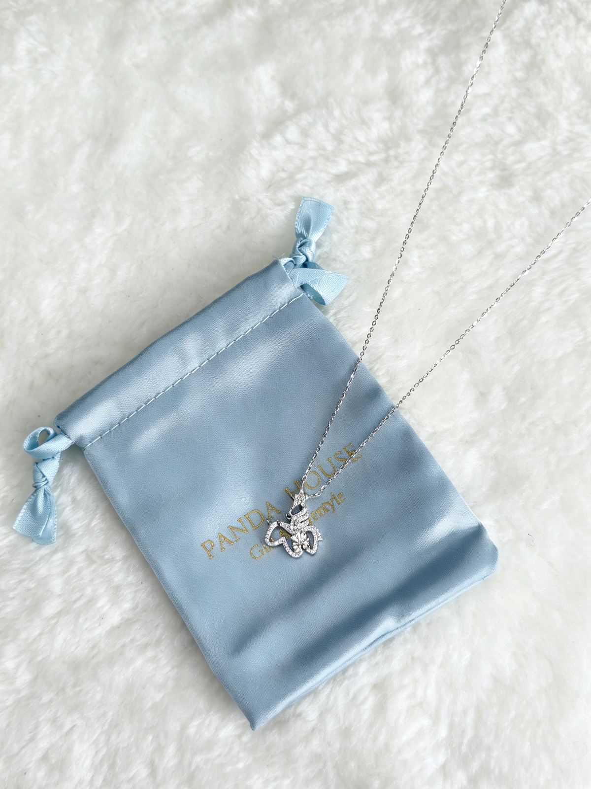 925 Sterling Silver Moissanite Pegasus Star Necklace