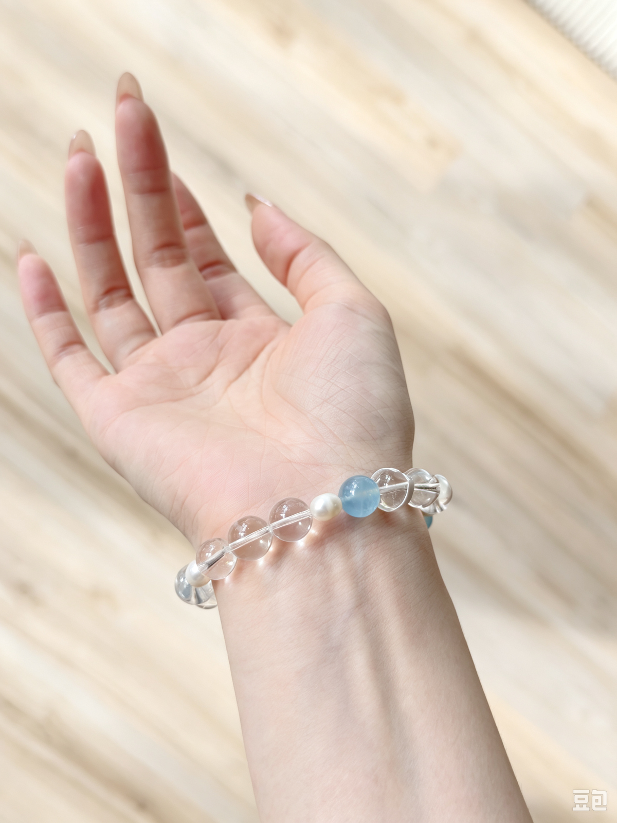 Speak with Clarity Crystal Bracelet