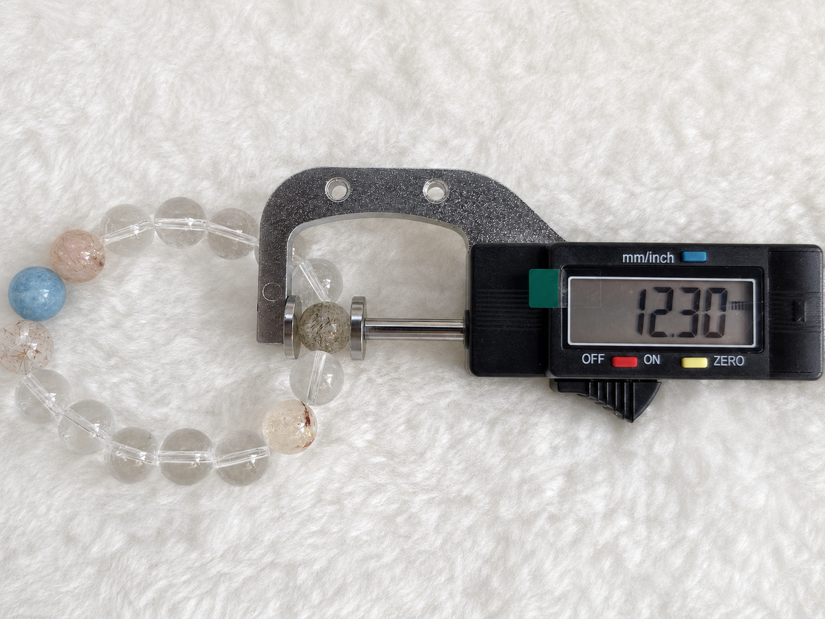 Clear Horizon Crystal Bracelet