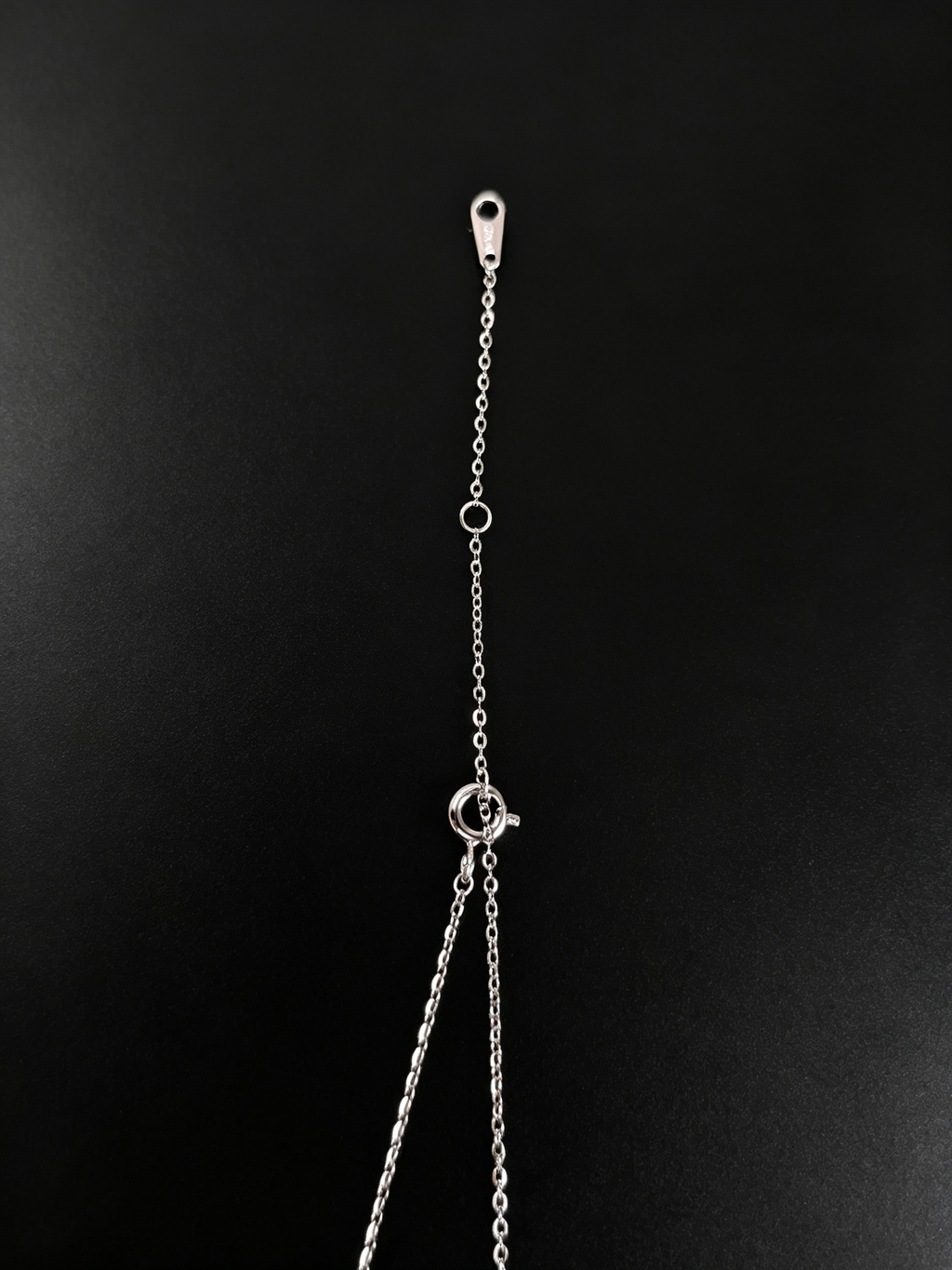 Moissanite & Mother-of-Pearl Four-Leaf Clover Necklace in S925 Sterling Silver