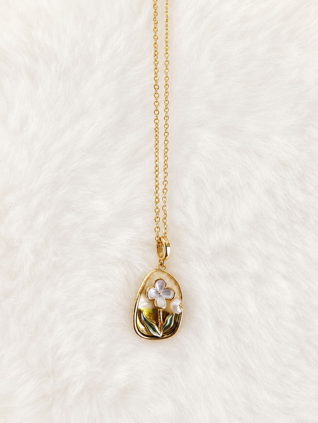 24K Gold Plated Teardrop Floral Open Frame Pendant Adjustable Necklace