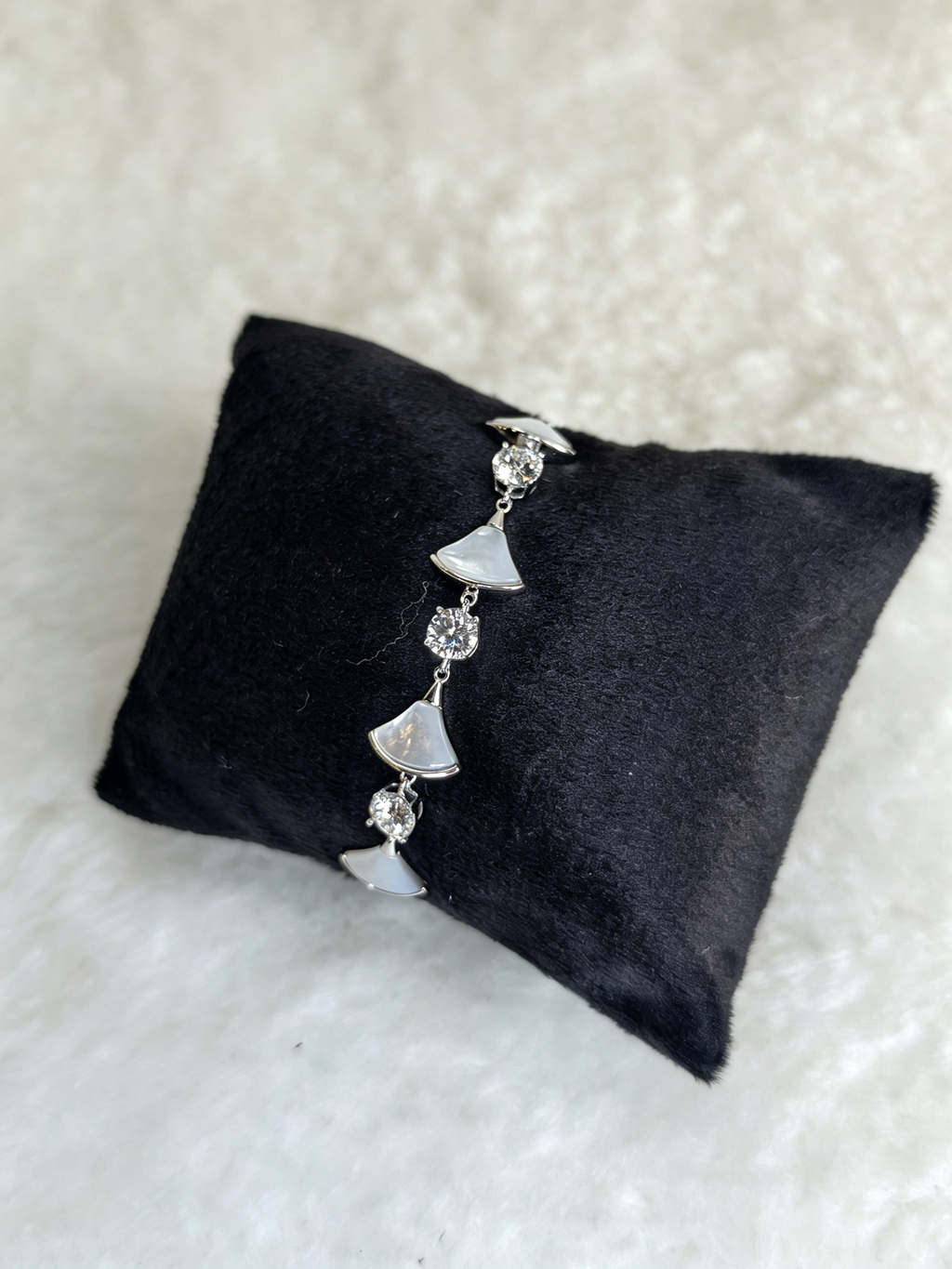 S925 Sterling Silver Moissanite & Mother-of-Pearl Bracelet