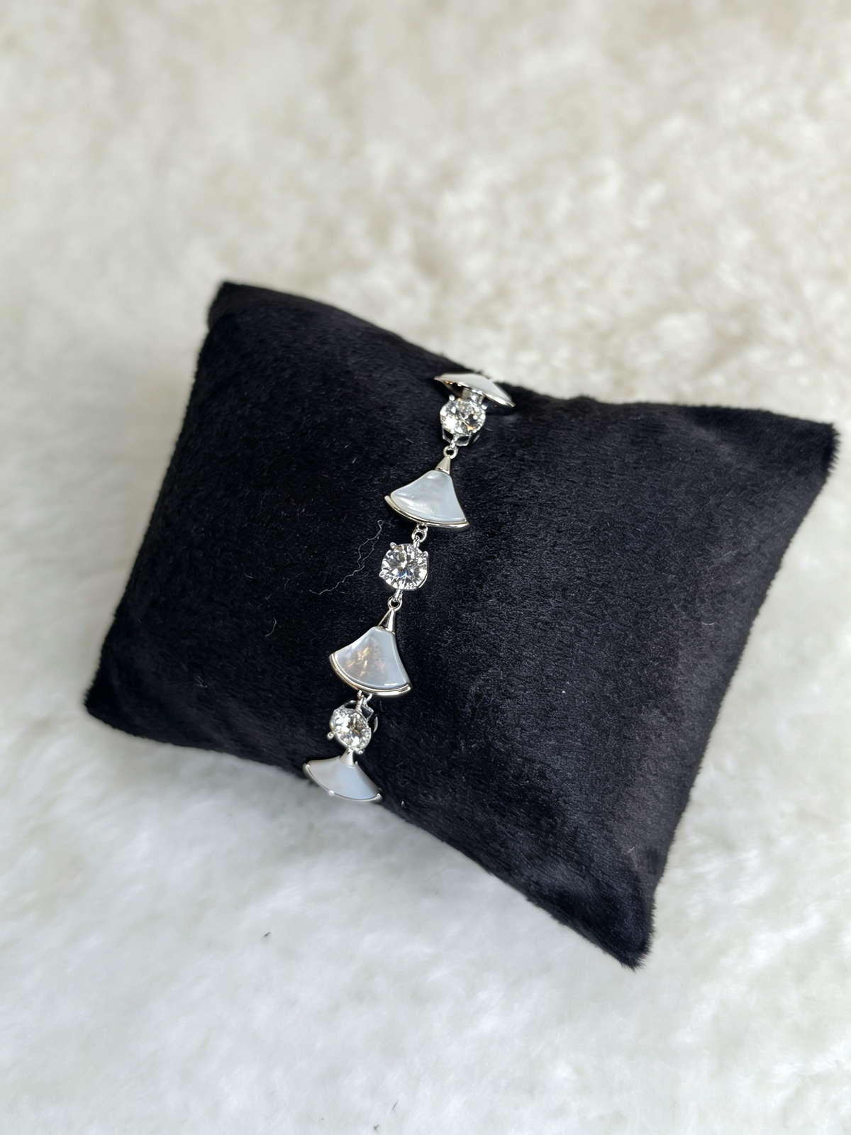 S925 Sterling Silver Moissanite & Mother-of-Pearl Bracelet