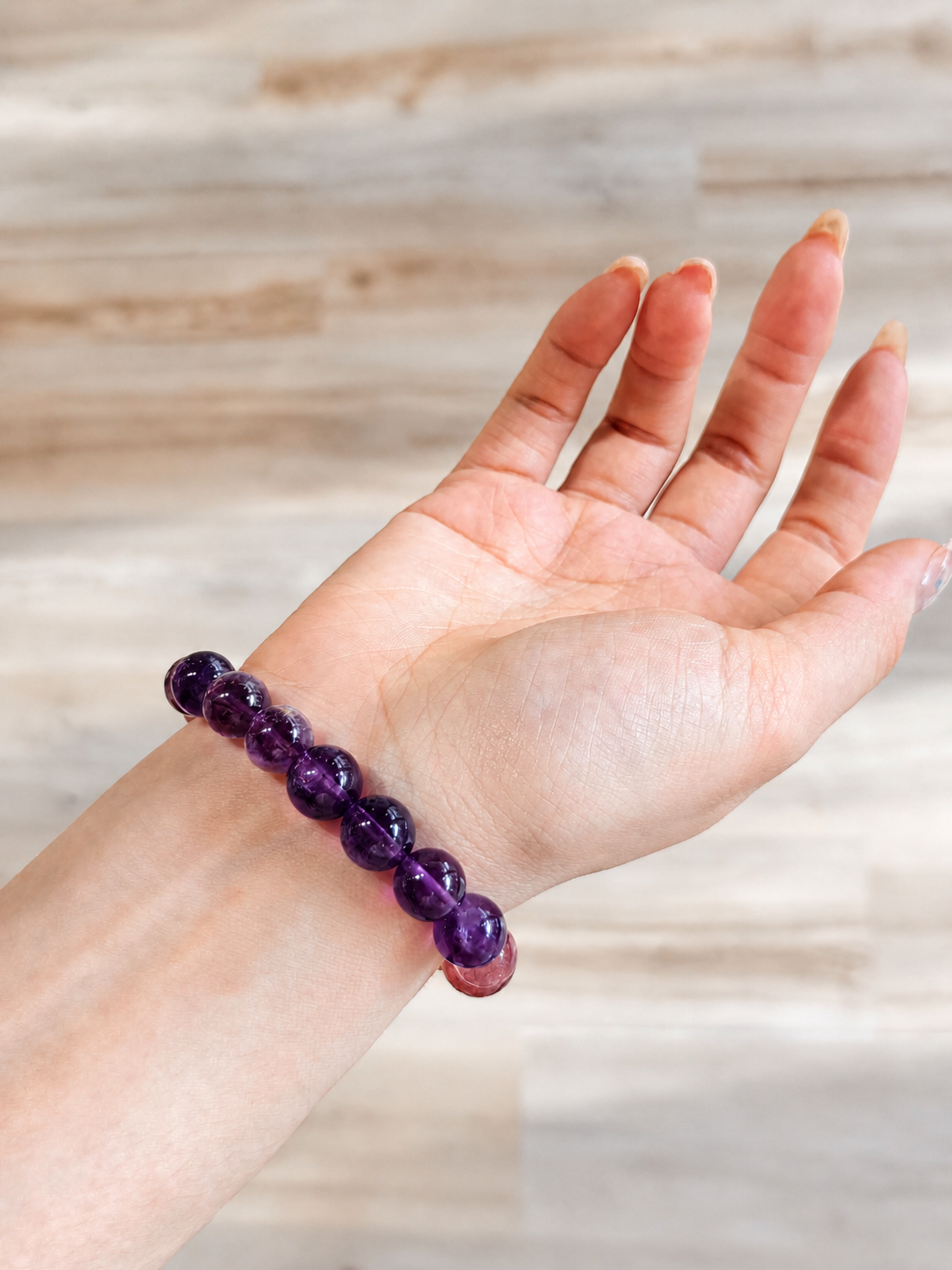 Violet Heart Glow Crystal Bracelet