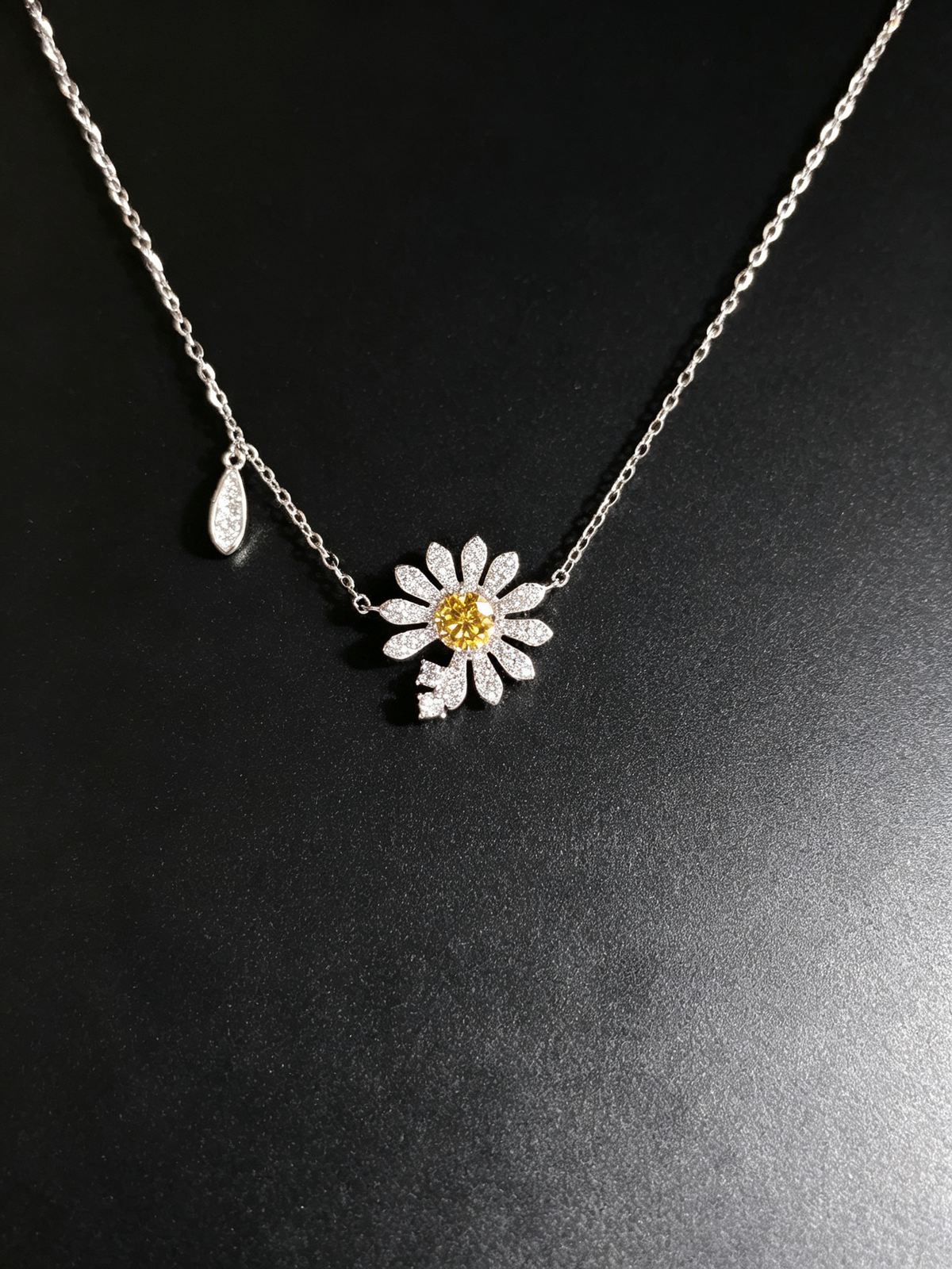 Yellow Moissanite Daisy Necklace in S925 Sterling Silver