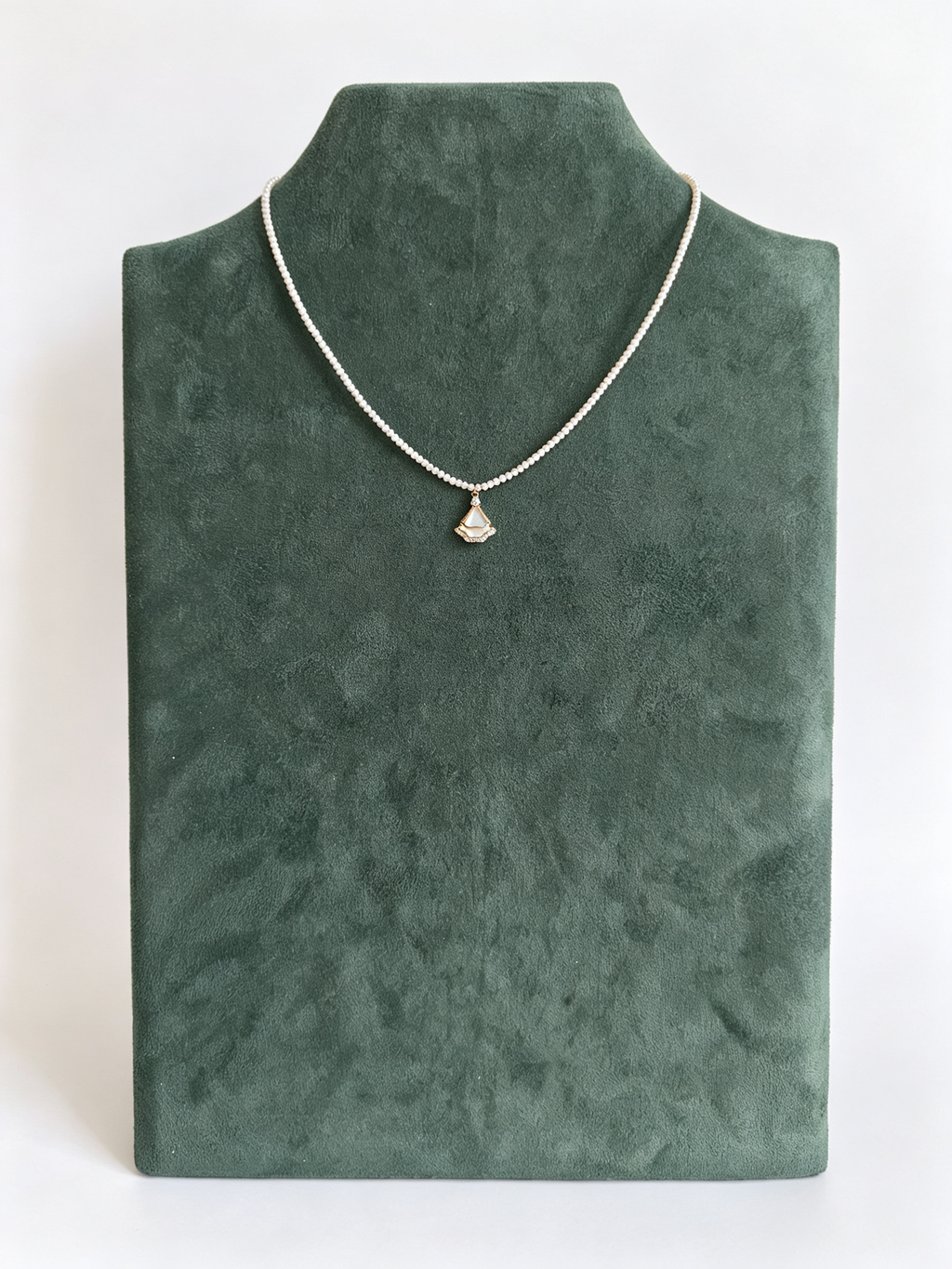 24K Gold-Plated Pearl & Mother-of-Pearl Fan Pendant Necklace