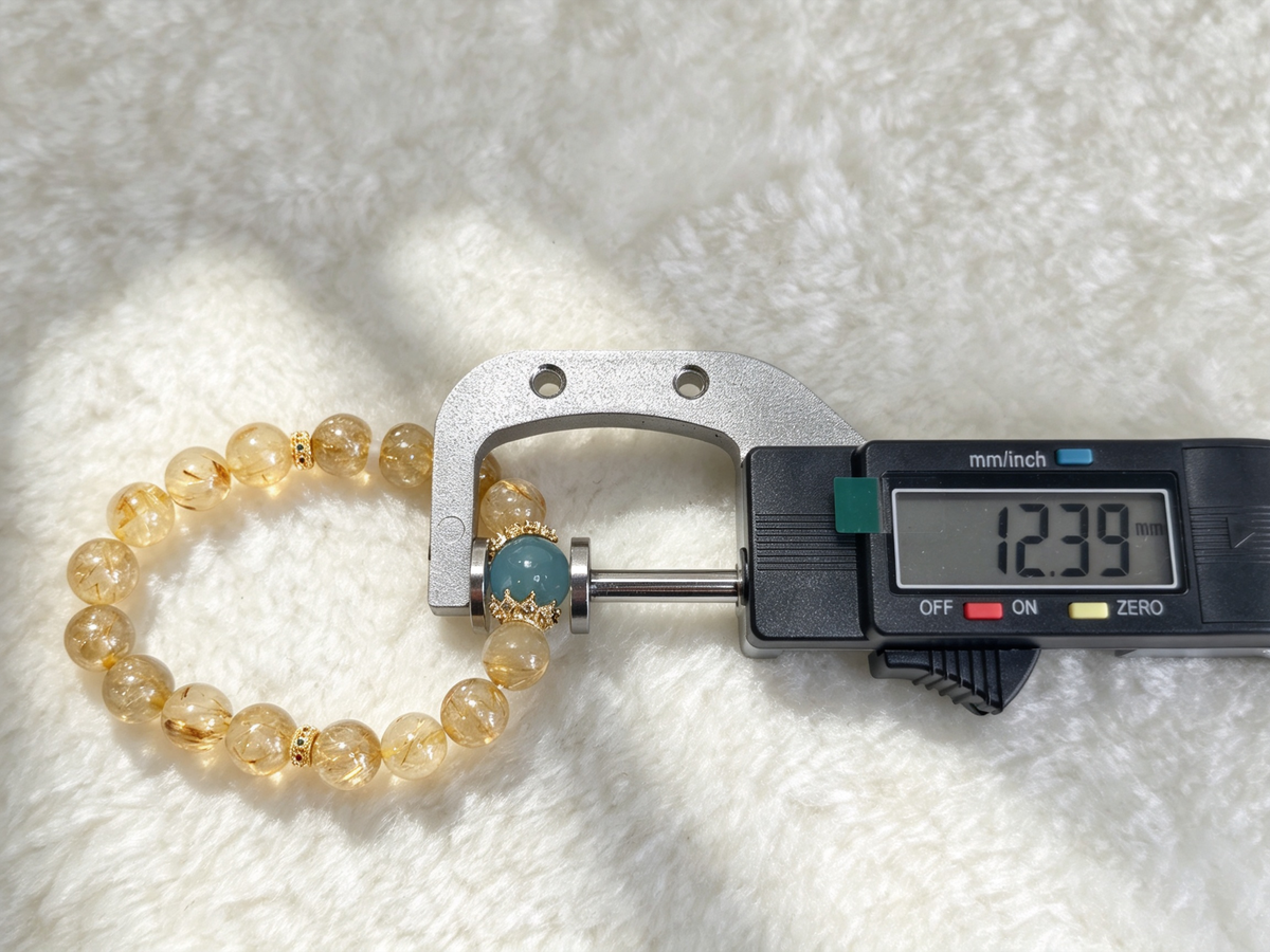Clear Mind Crystal Bracelet