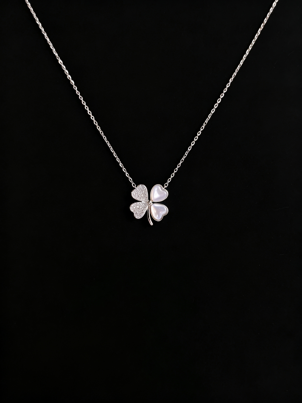 Moissanite & Mother-of-Pearl Four-Leaf Clover Necklace in S925 Sterling Silver