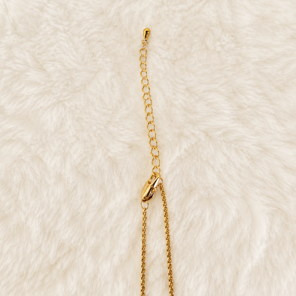 24K Gold Plated White Blossom Forest Green Medallion Adjustable Necklace