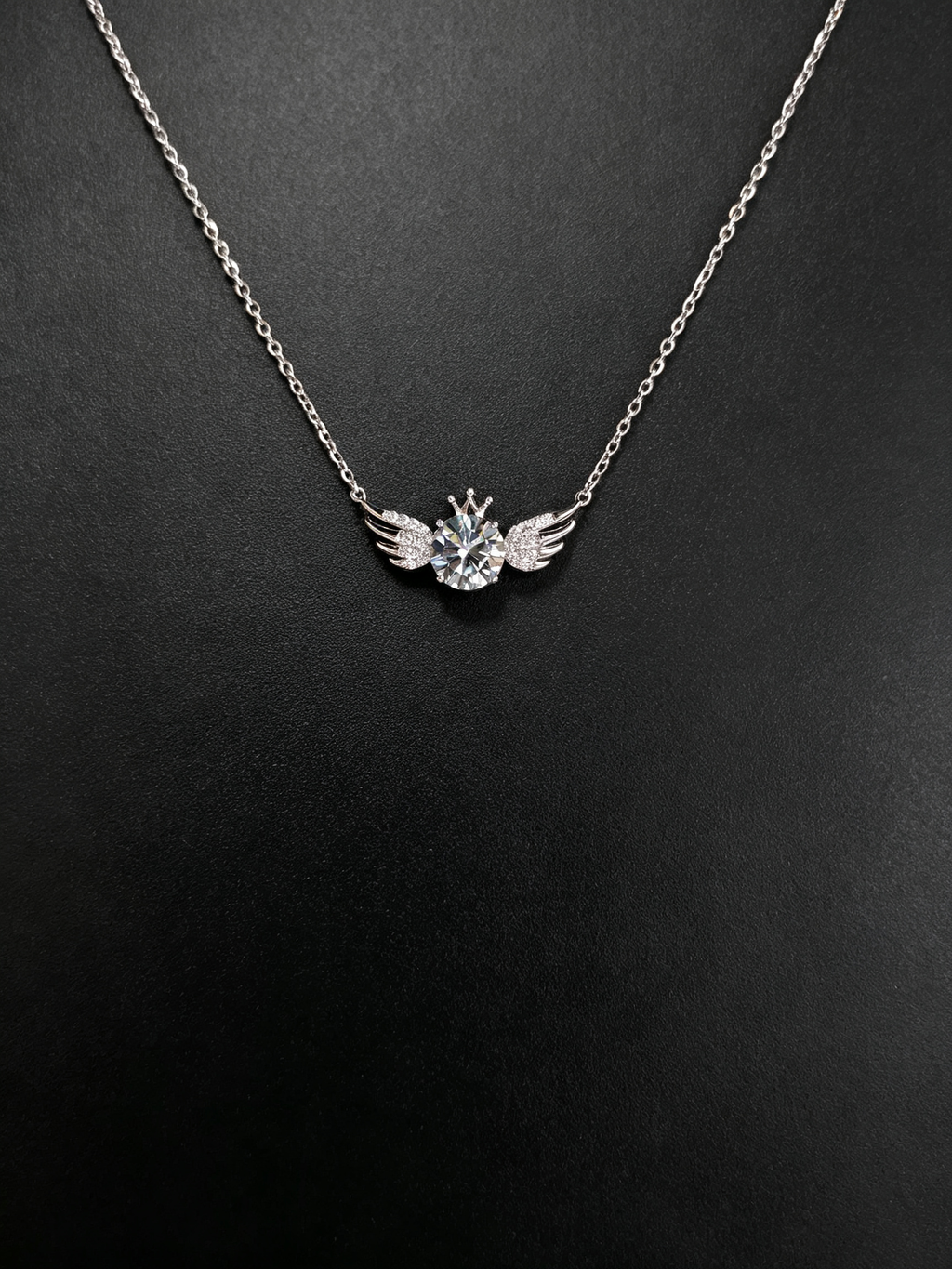 S925 Sterling Silver Green Moissanite Angel Wing Crown Necklace