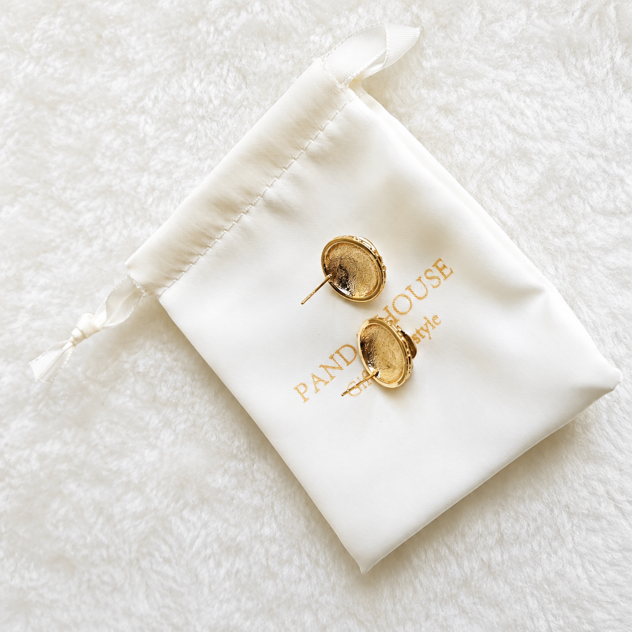 24K Gold Plated Lily of the Valley Pearl Forest Green Enamel Round Stud Earrings – Panda House