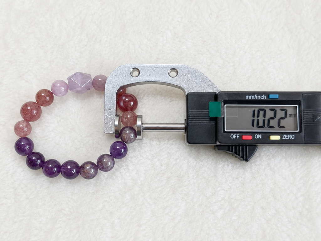 Violet Heart Glow Crystal Bracelet