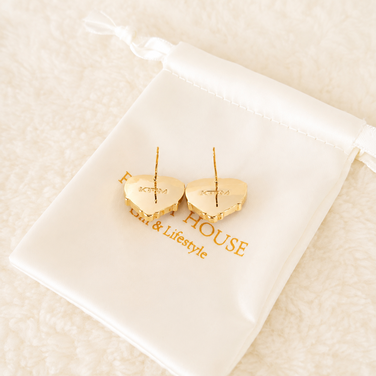 24K Gold Plated Baroque Shield Camellia Pearl Stud Earrings – Panda House
