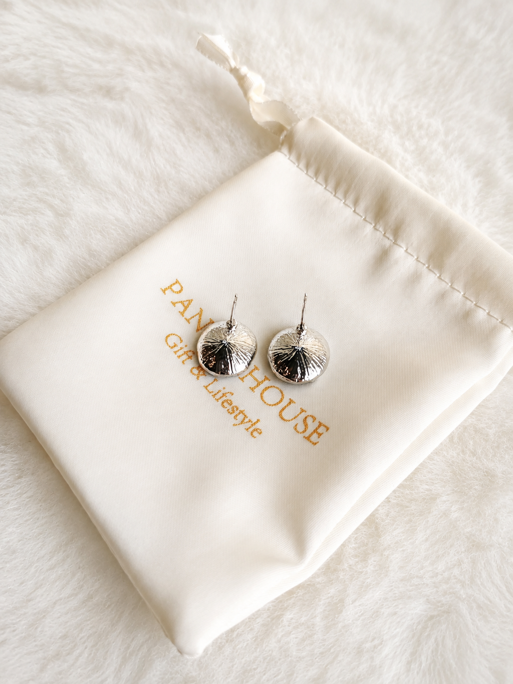 S925 Sterling Silver Navy Blue Enamel Flower Pearl Stud Earrings – Panda House