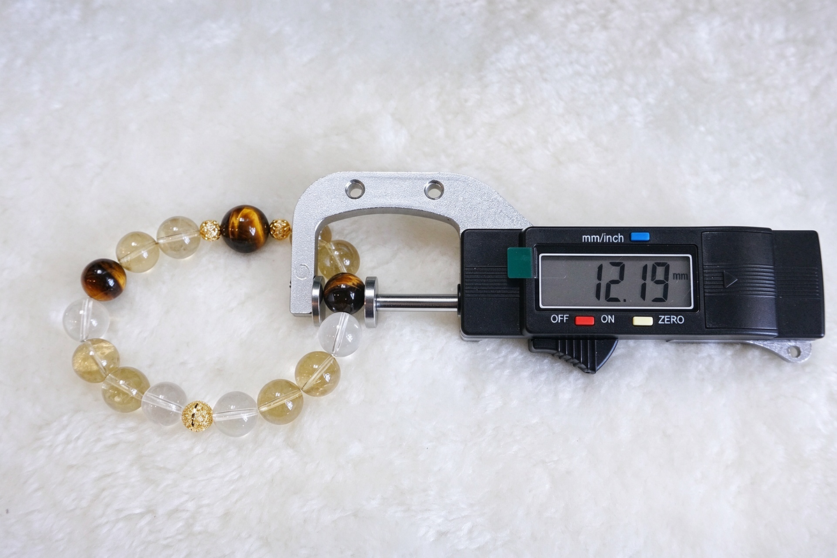 Move Forward with Confidence Crystal Bracelet