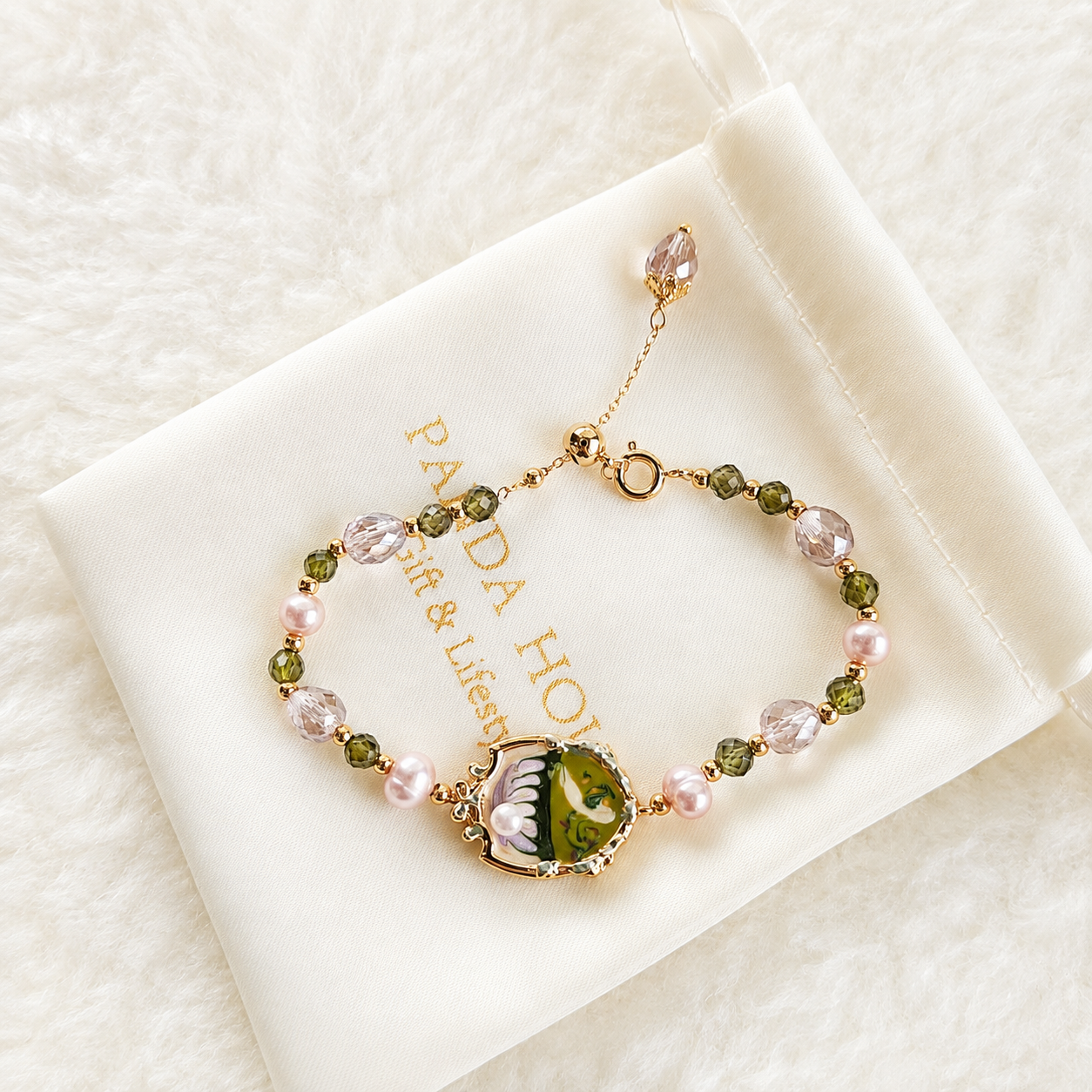 24K Gold Plated Heart Floral Glass Centerpiece Pearl & Green Crystal Bracelet – Panda House